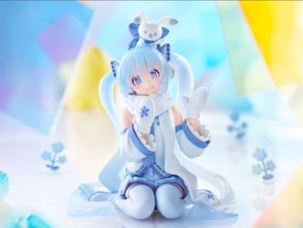 Snow Miku (Sky Town 10th Ver.)  Figure