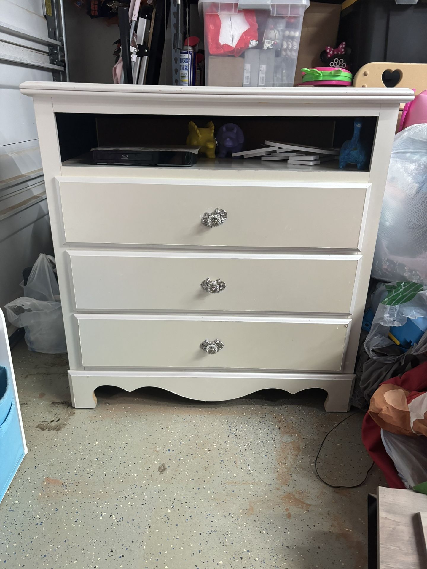 Little Girls 3 Drawer Chest