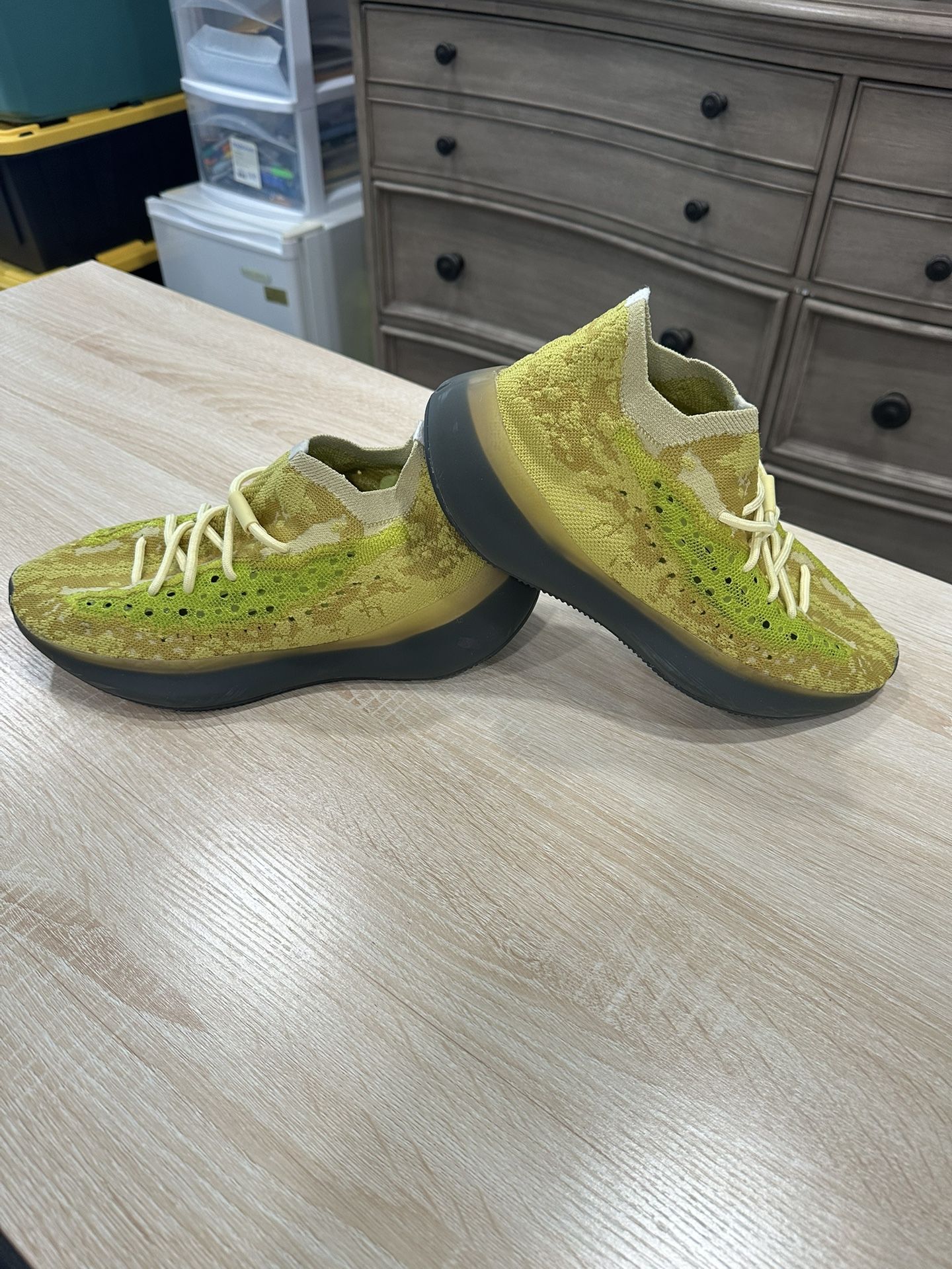 Adidas Yeezy Boost 380 Hylte Size 10 Sneakers Neon Green