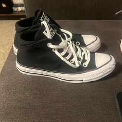Never Worn Converse Size 6