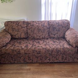 3 Cushion Sofa Couch 🛋️ Comfortable Easy To Clean Royal Design. Dark Brown And Tan Colors. Pick Up Only In West Adams 90016 In A Truck 🛻 