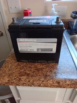 ACDELCO CAR BATTERY