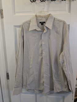 Express Men's Striped Button-Down Dress Shirt