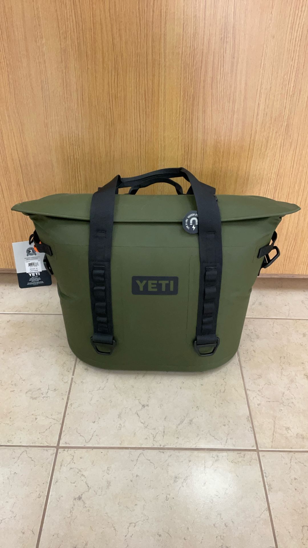 YETI HOPPER M30 SOFT COOLER 28L OLIVE/BLACK.