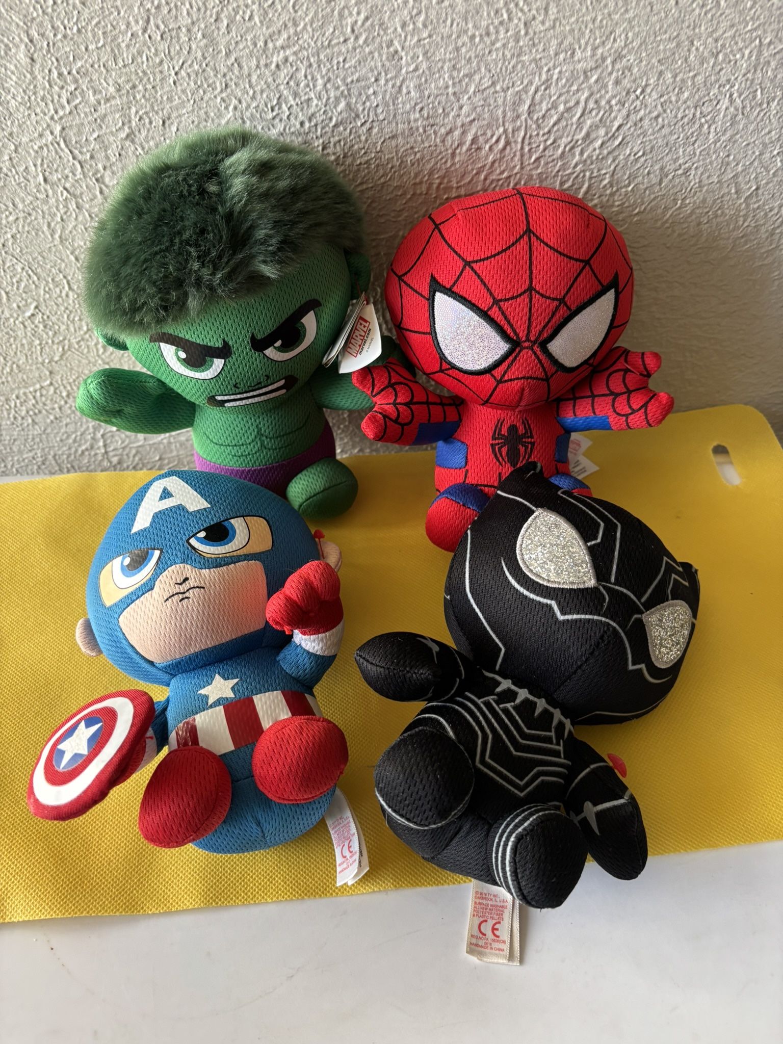 Marvel Dc Bundle 4 Ty babies Captain America, Hulk , Spyder and Black