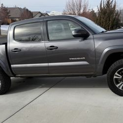 2017 Toyota Tacoma