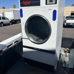 Unimac 75lb Gas Dryer