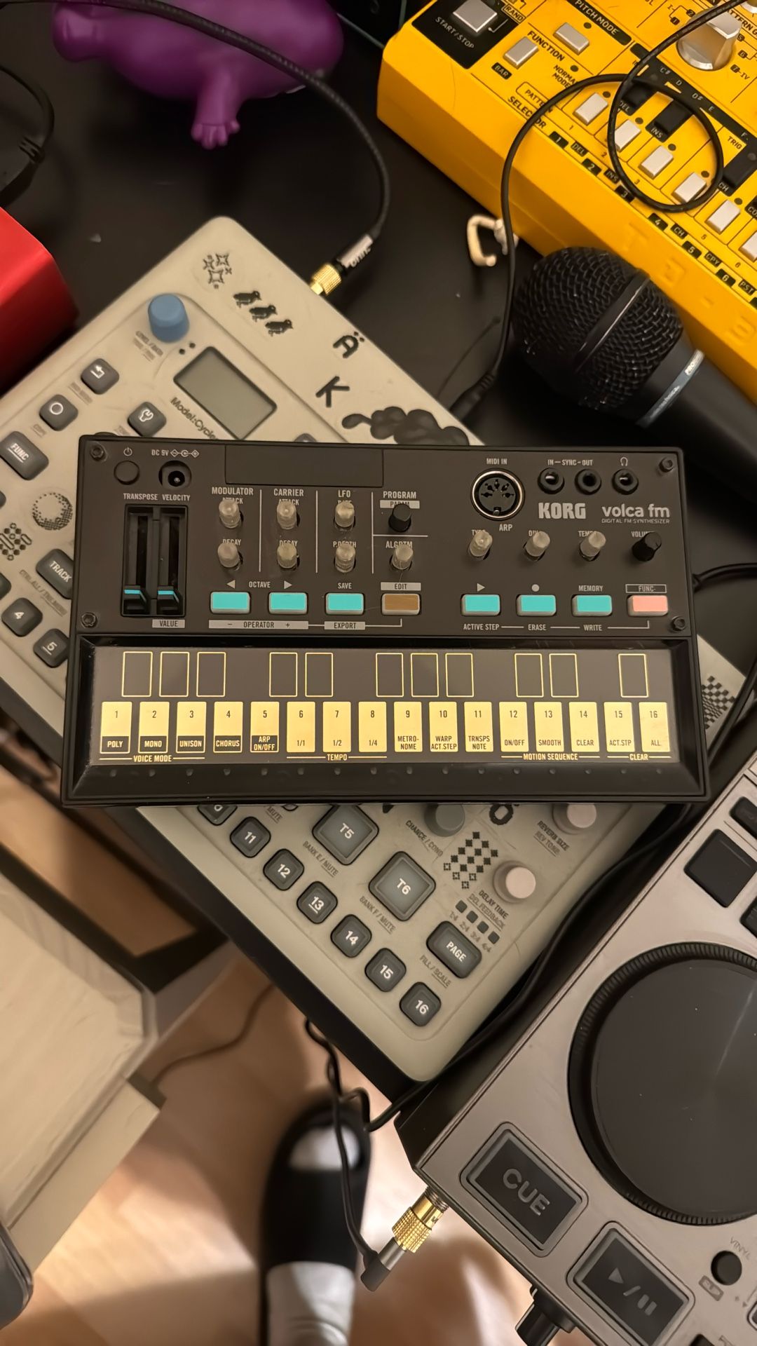 Korg Volca FM