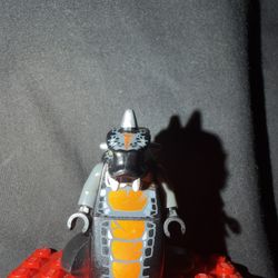Lego minifigures ninjago (NEED SOLD ASAP)
