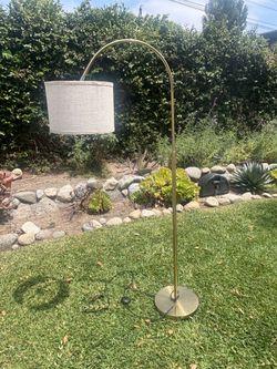 Arched standing floor lamp