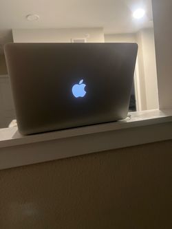 Macbook Air - Great condition - i7