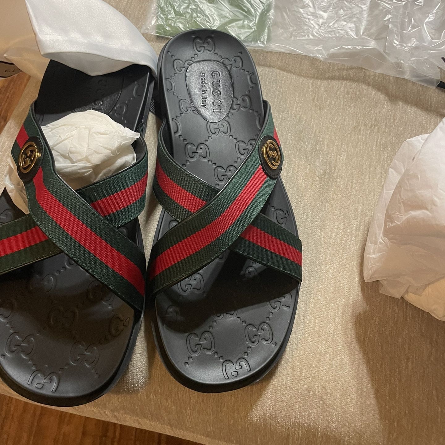 GUCCI｜SLIPPERS (619893 KQWM0 9765) Men's slide sandal with Web in black rubber | GUCCI® US