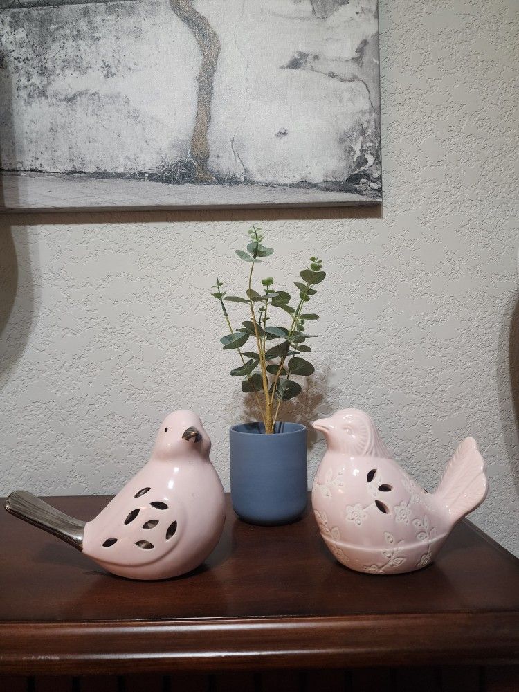 2 Pink Birds Ceramic Tabletop Decor