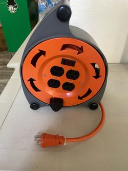 Extension Cord Reel with 4 Grounded Outlets
