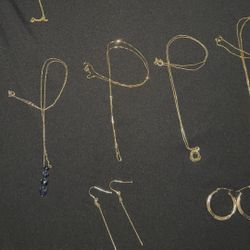 GOLD GOLD GOLD GALORE