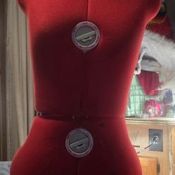 Adjustable Sewing Form