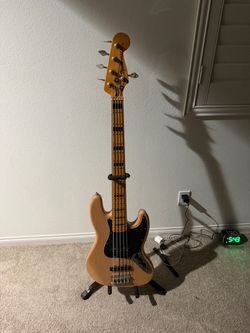 Squien JAZZ BASS