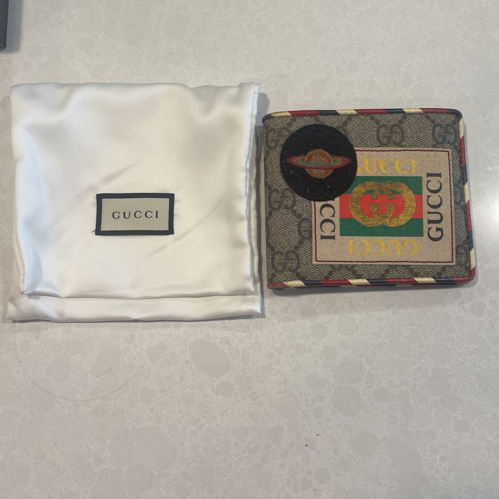 GUCCI Gg Supreme Space Patch Wallet