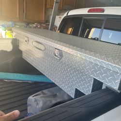 Delta Truck Tool Box