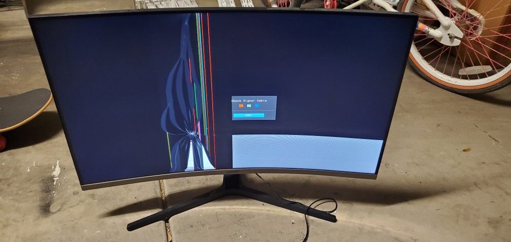 32 inch monitor Broken Screen