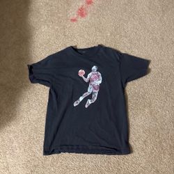 Micheal Jordan graphic tee medium