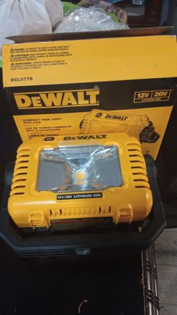 Lámpara Dewalt De Batería
