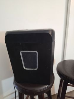 Bonsai Black Paper Shredder