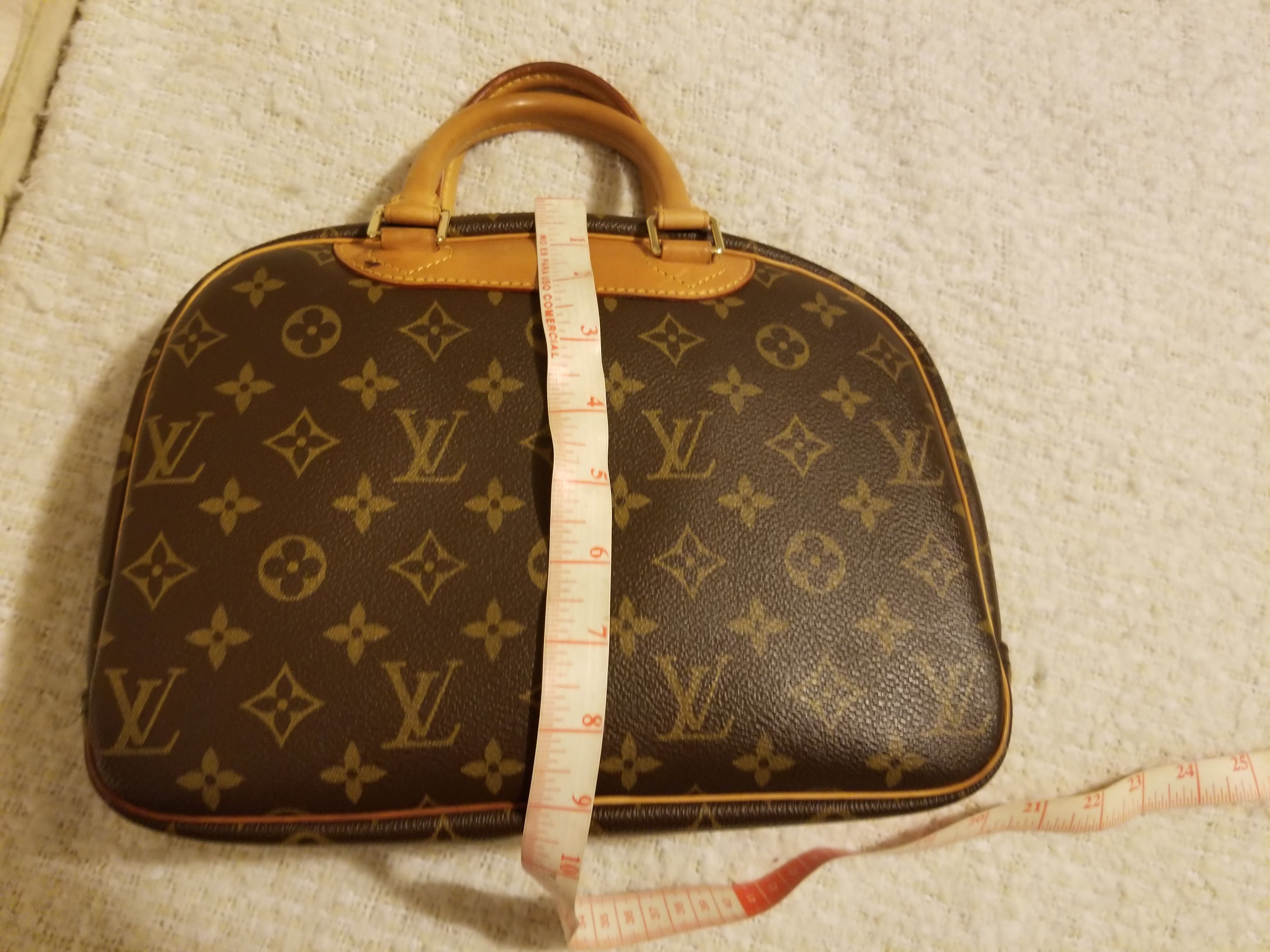 Louis Vuitton Traveling with style original poster for Sale in Santa  Monica, CA - OfferUp