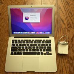 MacBook Air 13” 2017/8GB RAM/256GB SSD/Fully Functional/Excellent Battery/Apple charger 