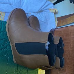 New Boots Size 8
