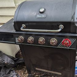 Cheap BBQ Must Move ( Propane And tools Included!)