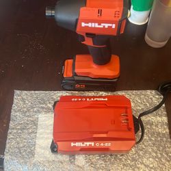 IMPACTO HILTI 1vateria 1 Cargador Nuevo 