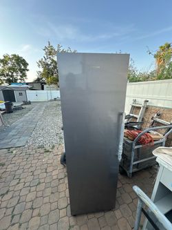 Brand New Samsung Upright freezer/refrigerator