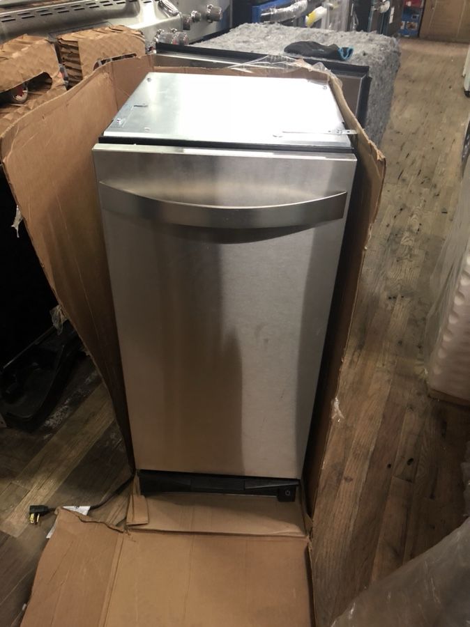 Kenmore Elite 14733 Elite 1.4 cu. ft. Stainless Steel Trash Compactor