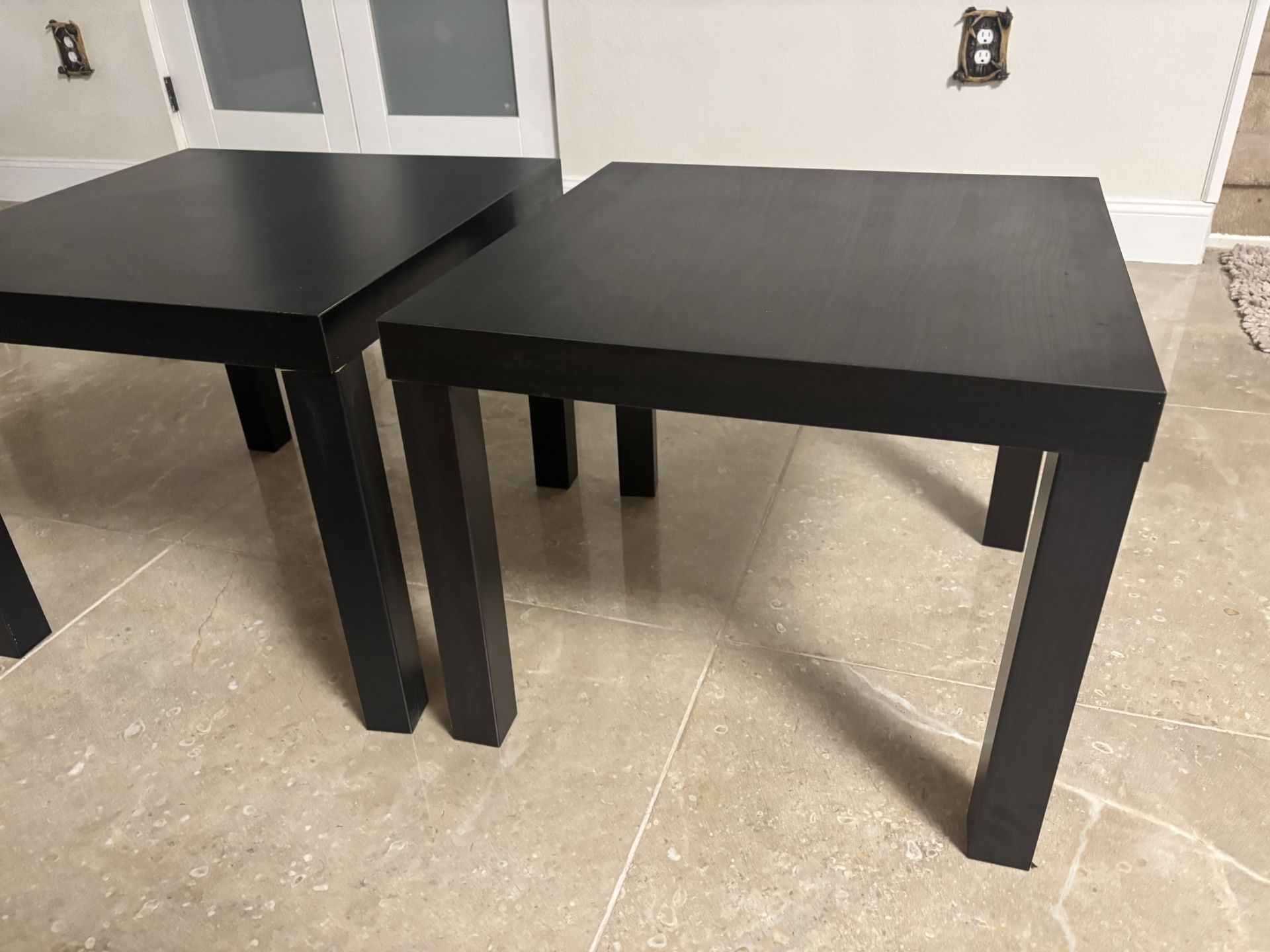 Coffee Table Or Side Table / Chairs