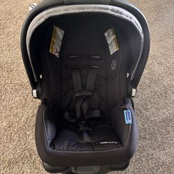 Graco Baby Car Seat With Base 