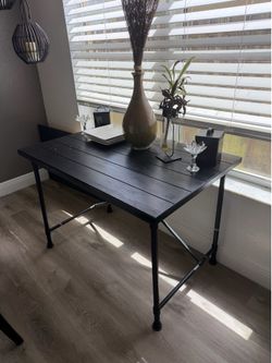 Black Table (negotiable)