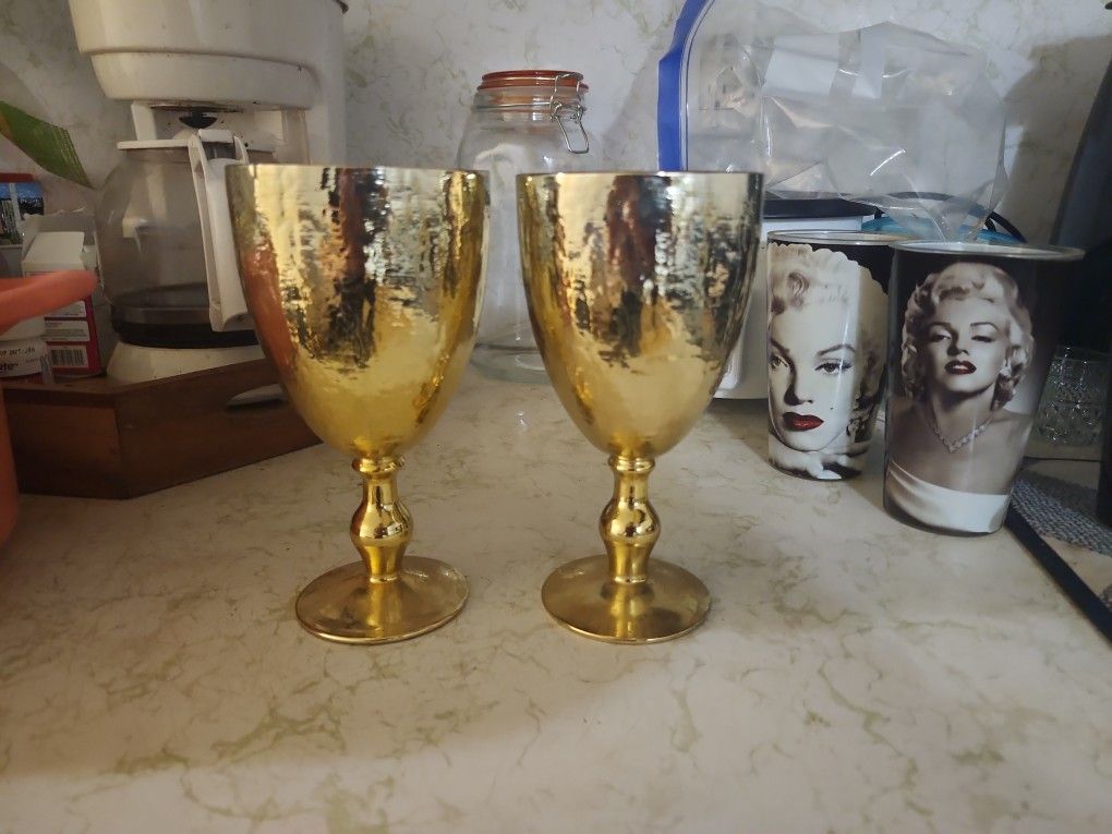 Gold Hammered Glass Goblets set of 2