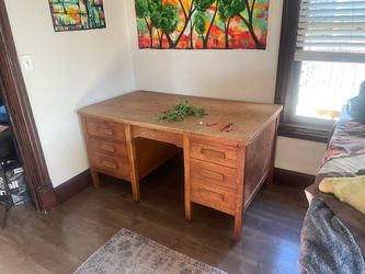 Vintage Solid Oak Double-Pedestal Desk with Hidden Pull-Out Typewriter/Printer Shelf