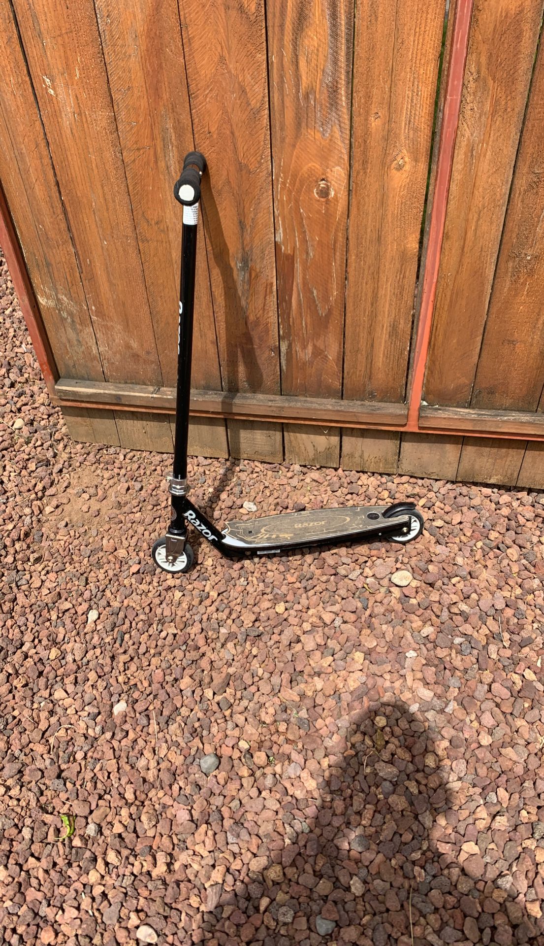 Razor scooter