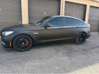 Black matte paint color