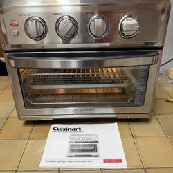Cuisinart Air fryer Toaster Oven-barely used $70