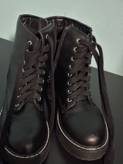 Black Boots Size 5 Woman’s 