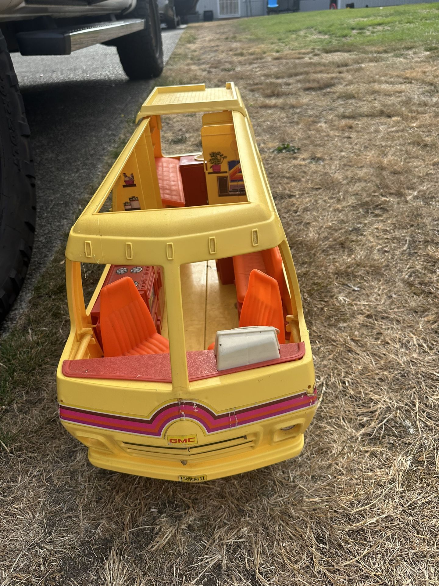 Vintage 1976 Barbie Barbie Star Traveler RV Camper