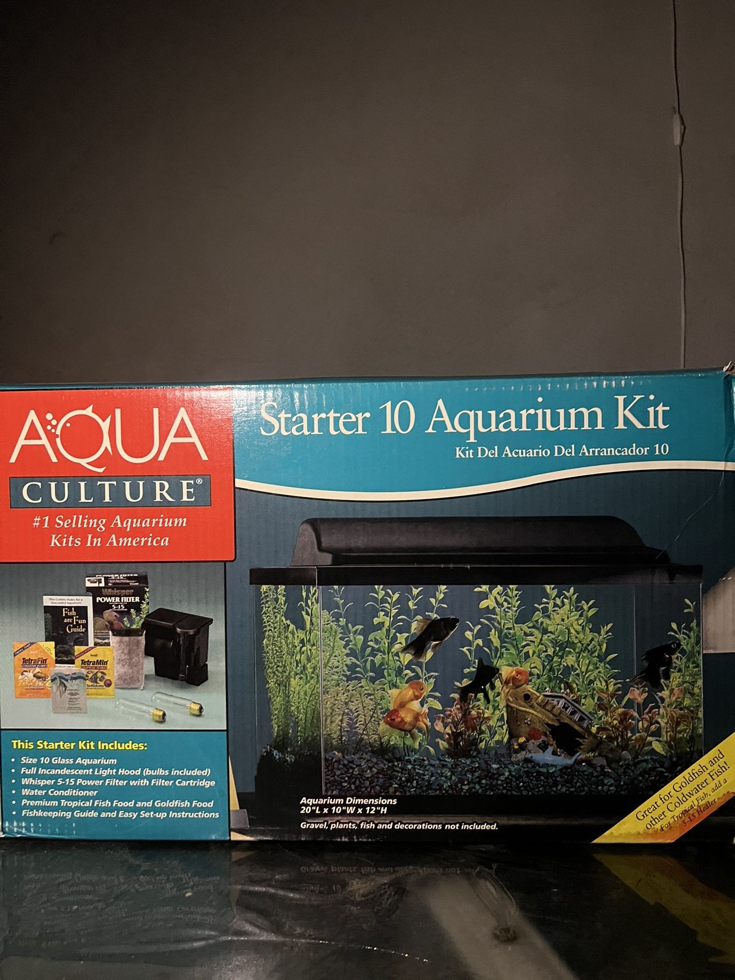Fish tank fish tank