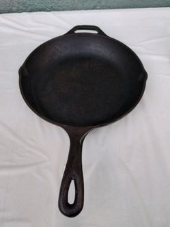 $50, un set de caserolas usadas de material pesado 2 hechas en Taiwan y una es usa.calidad en su cosina