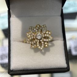 10k Flower Ring 