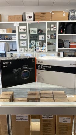 BUNDLE: Sigma 24-70 mm F2.8 II (Sony E) AND Sony A7 III BODY ONLY