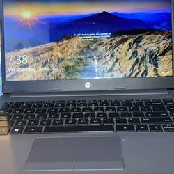 HP Laptop 