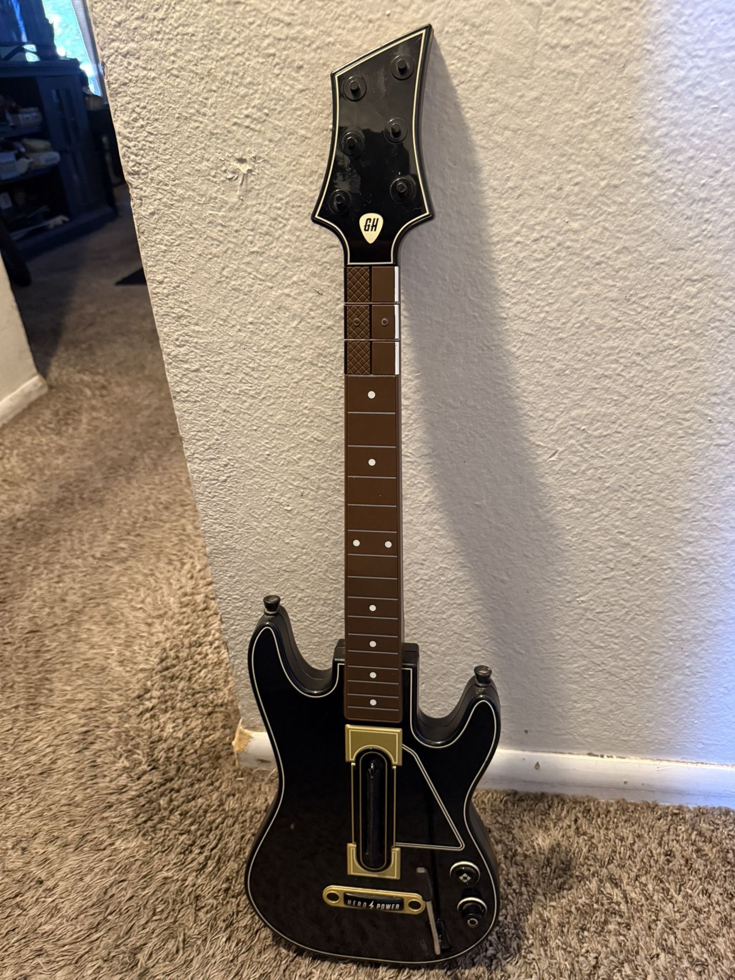 Guitar Hero Live Universal $20 (no dongle) 